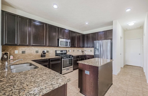 Cypress House | Cypress Oasis: Newly Furnished 4-bedroom house, Spacious Backyard, and Relaxing