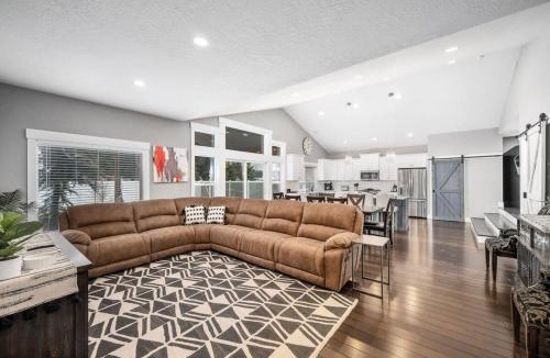 Dalton Gardens House | Dalton Garden Escape - 8 minutes from Hayden Lake
