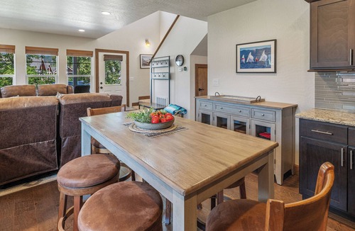 Dover Bay House | Darling Dover Bungalow Sleeps 8 - Marina, beach, walking trails