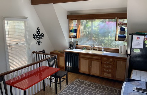 Daufuskie Island Cottage | Daufuskie Cottage Historic District/High Speed Wifi/Pet Friendly