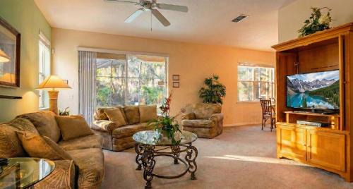 Sandy Ridge House | Davenport Getaway 4BR with Pool