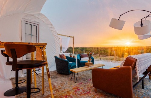 Westminster Cabin | "Daylight" Inflatable Dome with Star/Sunset/Farm Views