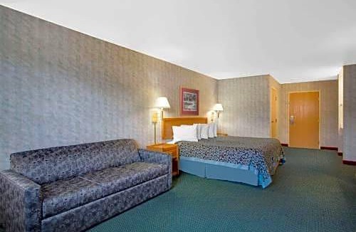 West Yellowstone Hotel | Days Inn by Wyndham West Yellowstone