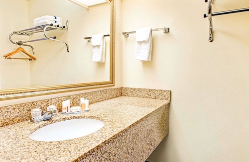 Covington Hotel | Days Inn by Wyndham Covington