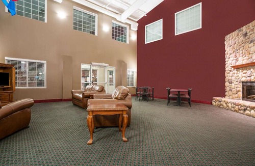 Casselton Hotel | Days Inn by Wyndham Fargo/Casselton