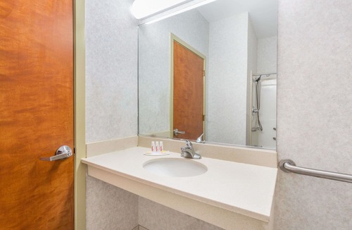 Glen Allen Hotel | Days Inn by Wyndham Glen Allen/Richmond North