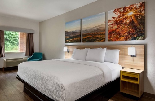 Lexington - Salisbury Hotel | Days Inn by Wyndham Lexington