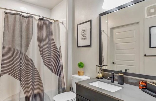 Deep Ellum Apartment | Deep Ellum | 4 Ppl | Walkable | Great Views