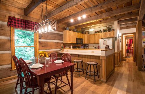 Helmsburg House | Deer Dance Log Cabin