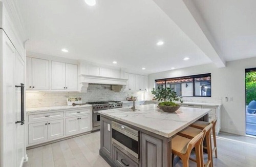 South Arroyo House | Delightful 4-bedroom estate in charming Pasadena perfect for relaxing