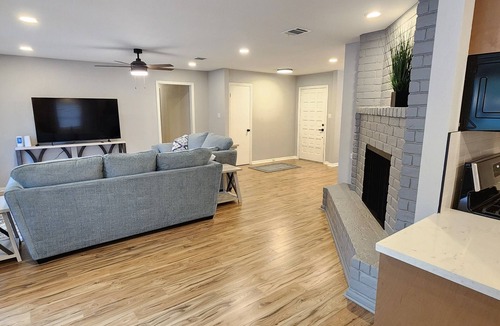 Cypress House | Delightful 4-bedroom spacious house, w/pool, in charming North Cypress