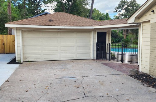 Cypress House | Delightful 4-bedroom spacious house, w/pool, in charming North Cypress