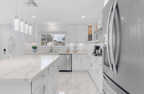 Westminster House | Delightful 4BR Home Close to Beaches and Disneyland