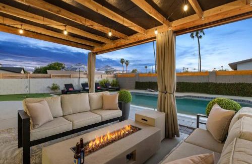 Pointe Scottsdale House | Desert Dreaming - Old Town Spa Pool & Putt