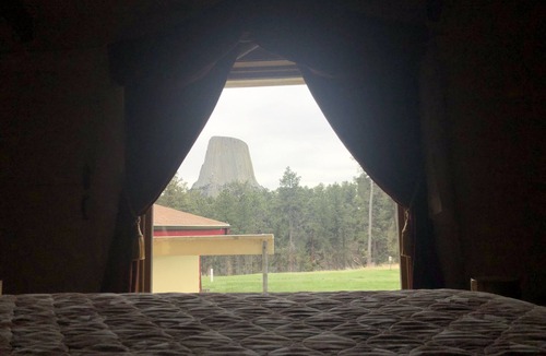 Devils Tower Bed & Breakfast | Devils Tower Lodge