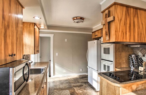 Diamond Lake House | Diamond Lake Home w/Dock Close to 2 Ski Resorts!