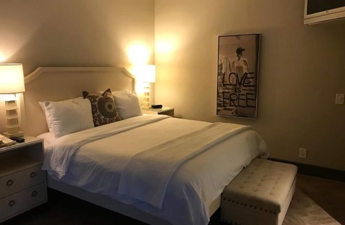 East Hollywood Hotel | Discover Downtown Hollywood! Pet-friendly Unit, Outdoor Pool, Parking