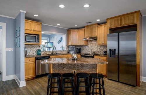 Holden Beach House | Discover Ohana, a stunning oceanfront 4-bedroom house in Holden Beach.