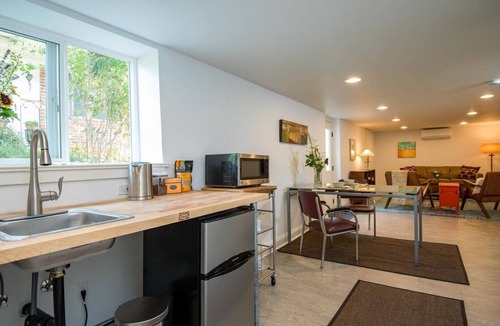 Hosford-Abernethy House | Discover vibrant Southeast Portland, just steps away from Hawthorne District