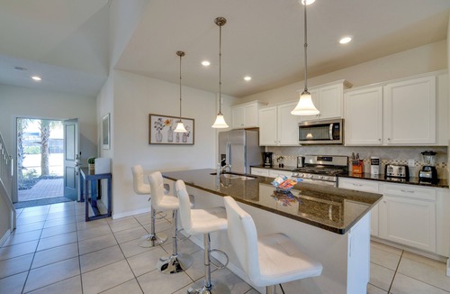 Loughman Villa | Disney 7BR Villa w/Pool, Spa & Lazy River!