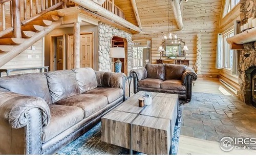 Crystal Lake Cabin | Distinctive