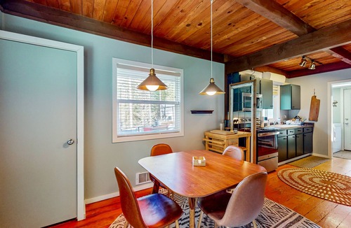 Warnick Cabin | Dog-friendly cabin with decks, bunk room, washer/dryer, grill, & central AC