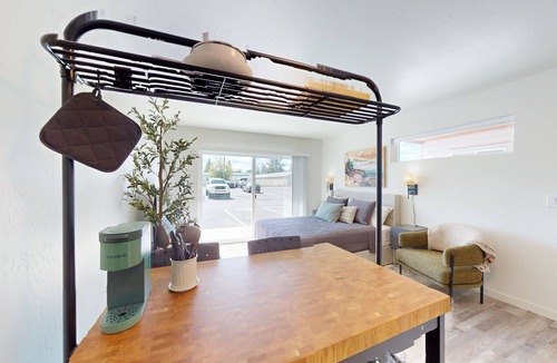 Evergreen Apartment | Dog Friendly condo with kitchen, patio & W/D - great location
