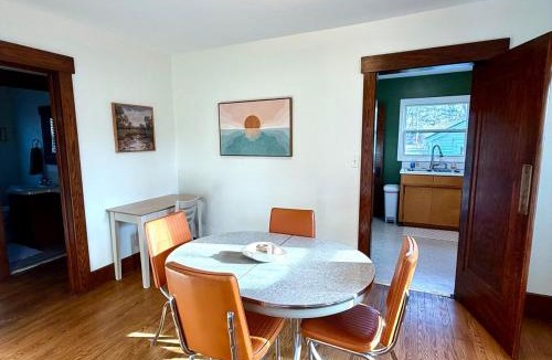 Sanford House | Dog-Friendly Desired Area Fenced In Fast Wi-Fi