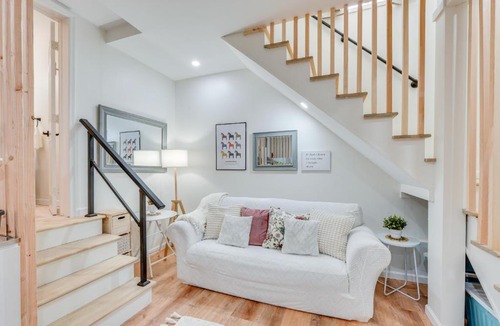Fishkill Apartment | Dog-Friendly Fishkill Tiny House in Wine Country