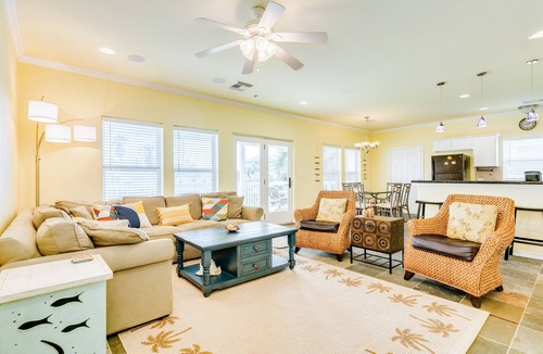 Pirates Beach House | Dog Friendly, Private Beachside Home in Pirates Beach w/Covered Deck