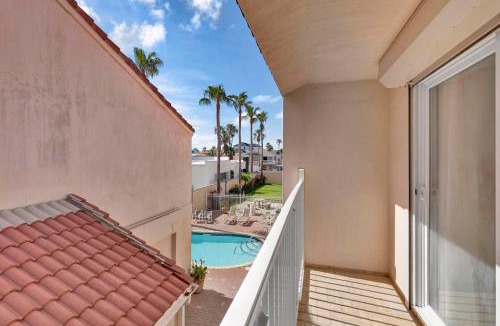 South Padre Island House | Dolphin Condominiums by Padre Getaways