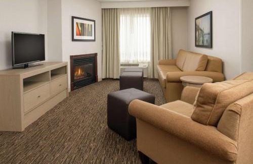 Tigard Hotel | DoubleTree by Hilton Portland Tigard
