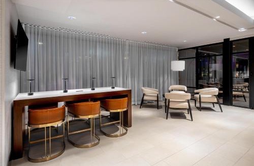 Sioux City Hotel | DoubleTree by Hilton Sioux City