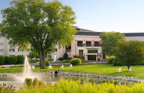 Willow Street Resort | DoubleTree Resort by Hilton Lancaster