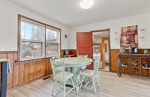 Dover Bay Cottage | Dover Dreamer - Fireplace, BBQ, and Firepit