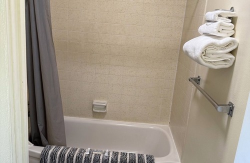 Grangeville Hotel | Down Towner Inn