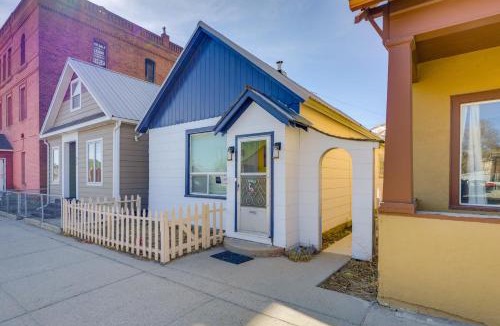 Anaconda Apartment | Downtown Anaconda Studio Walk to Dining and Bars!