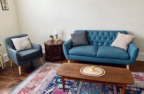 Helena Apartment | Downtown Apartment - great walkability!