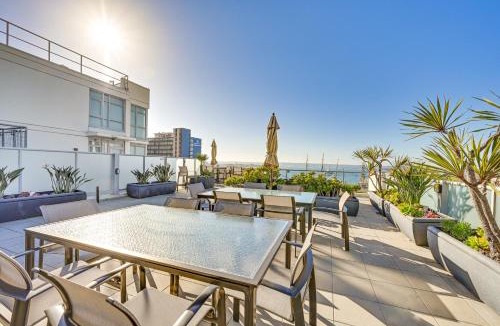 Downtown San Diego Apartment | Downtown San Diego Condo with Pool and Rooftop Access