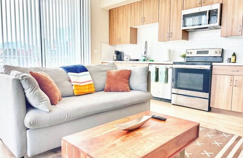 East Village Apartment | Downtown San Diego Getaway