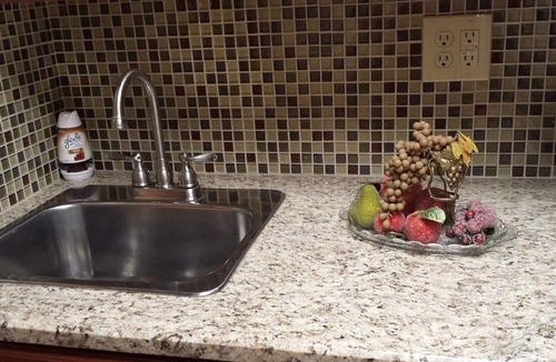 Gatlinburg Condo | Downtown! Walk to Town & Ober! Fireplace! Indoor Heated Pool! Free Parking!