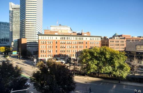 Chinatown Apartment | DowntownFinancial District 1br w wd gym BOS-799
