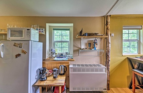 Babb Cabin | Duck Lake Cabin Rental Near Glacier National Park!