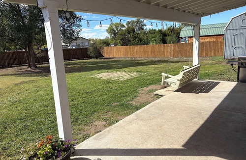Springerville House | Eagar AZ Hideaway White Mountain Retreat with Starlink!