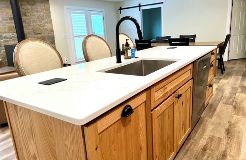 Cascade House | Eagle Rock Fishing Retreat- Missouri River