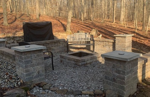 Birdseye Cabin | Eagle's Landing - 1-bedroom cabin plus sleeping loft minutes from Patoka Lake