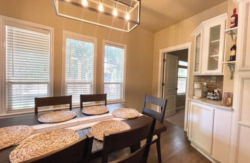Eagle House | Eagle's Landing: Spacious 5BR Home w/Office, Dog Door & Nearby Family Park!