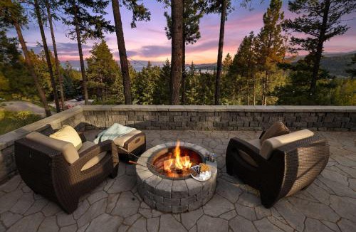 Somers House | Eagles Nest - Hot Tub & Lake Views