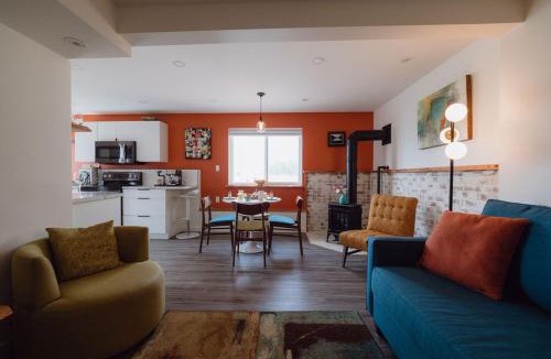 Nelson Apartment | eARTh studios GallerySuite