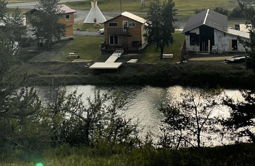 Babb Cabin | East side of Glacier National Park, Cabin - 2-Story, River & Mountain Views.